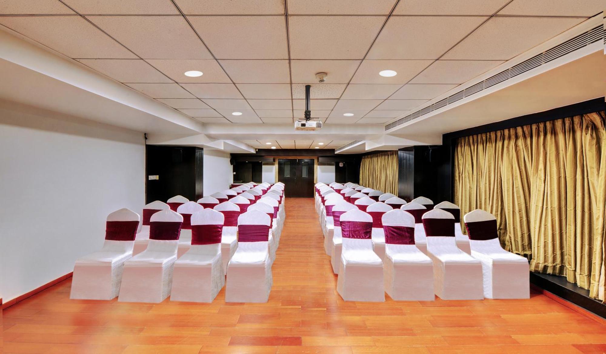 Iris The Business Hotel Bangalore Eksteriør billede