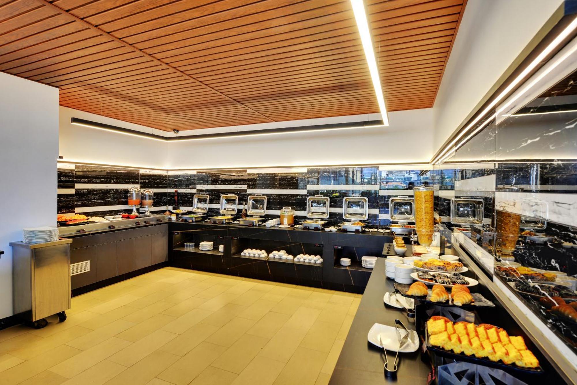Iris The Business Hotel Bangalore Eksteriør billede