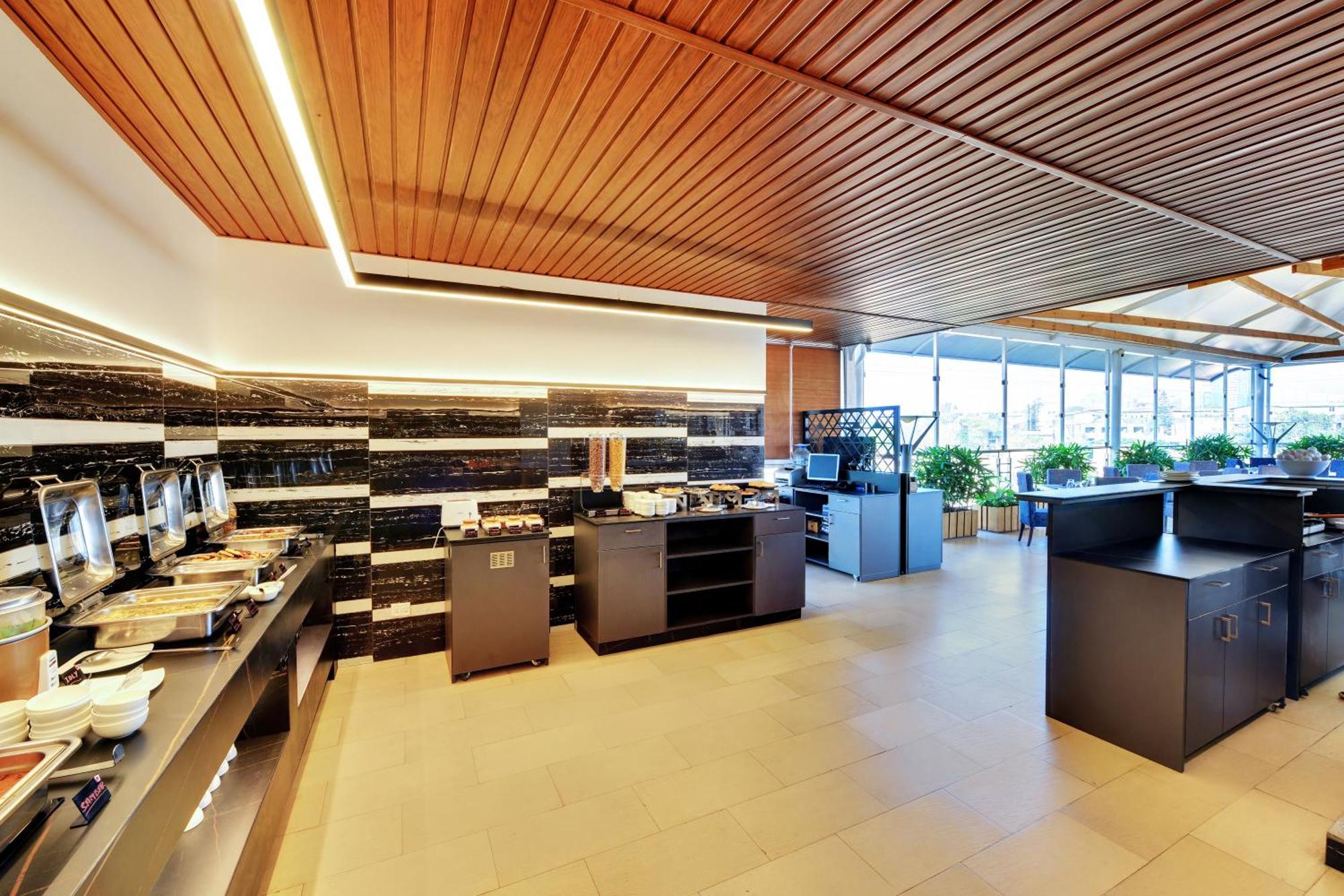 Iris The Business Hotel Bangalore Eksteriør billede