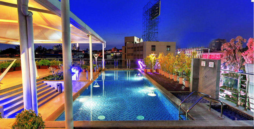 Iris The Business Hotel Bangalore Eksteriør billede